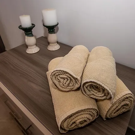 Clifftop Modern Apartment Mellieha