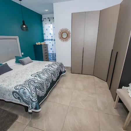 Clifftop Modern * Mellieha