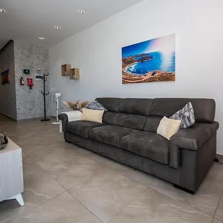 Apartment Clifftop Modern