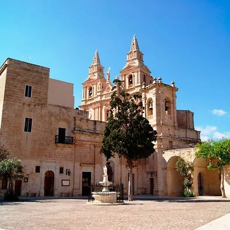 Clifftop Modern * Меллиеха