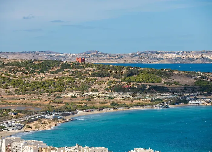 Clifftop Modern * Mellieħa