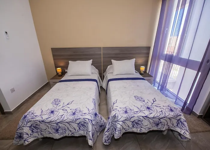 Clifftop Modern * Mellieħa